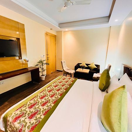 Hotel Banz Near Indira Gandhi Airport Delhi Neu-Delhi Exterior foto