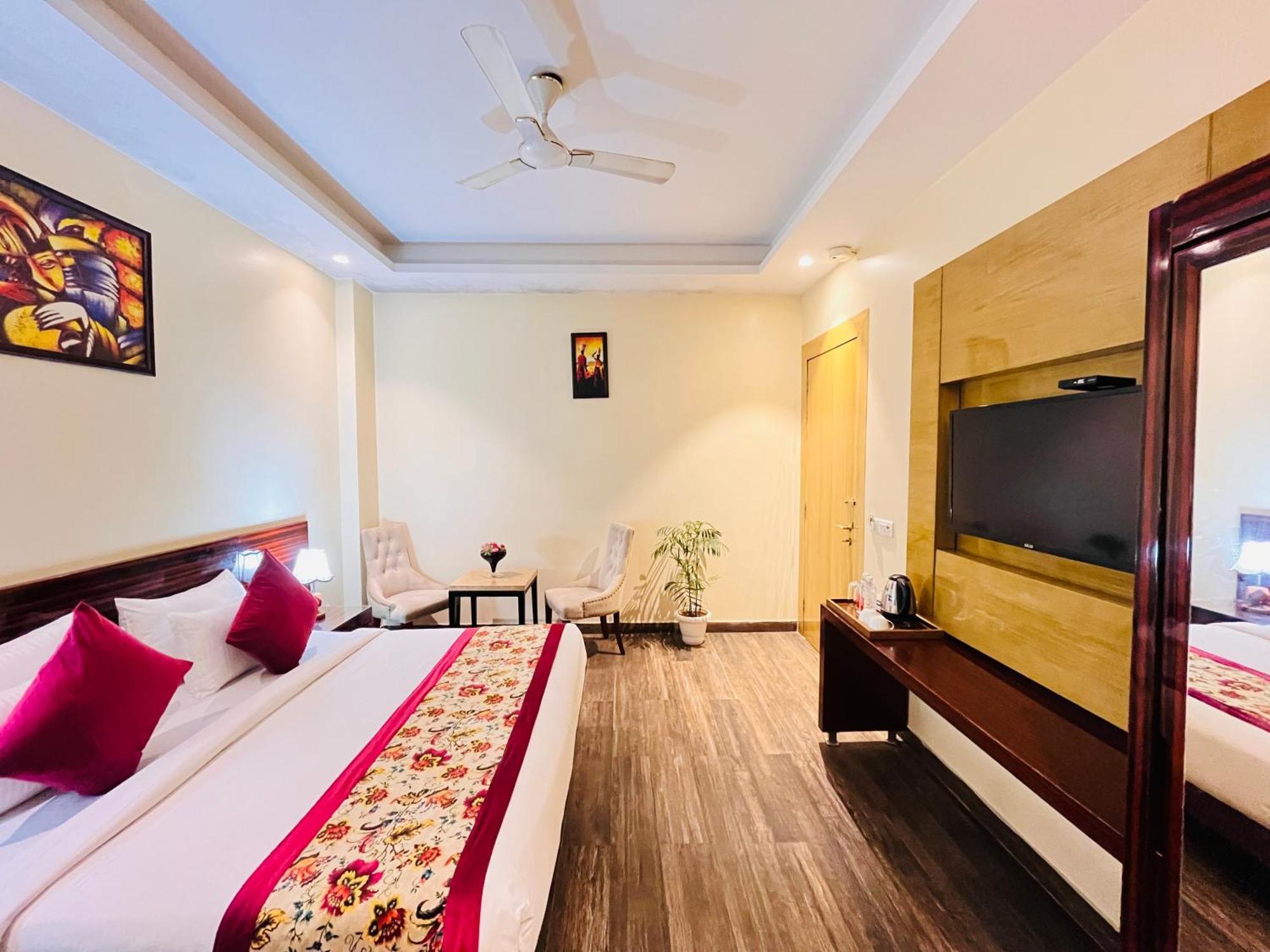 Hotel Banz Near Indira Gandhi Airport Delhi Neu-Delhi Exterior foto