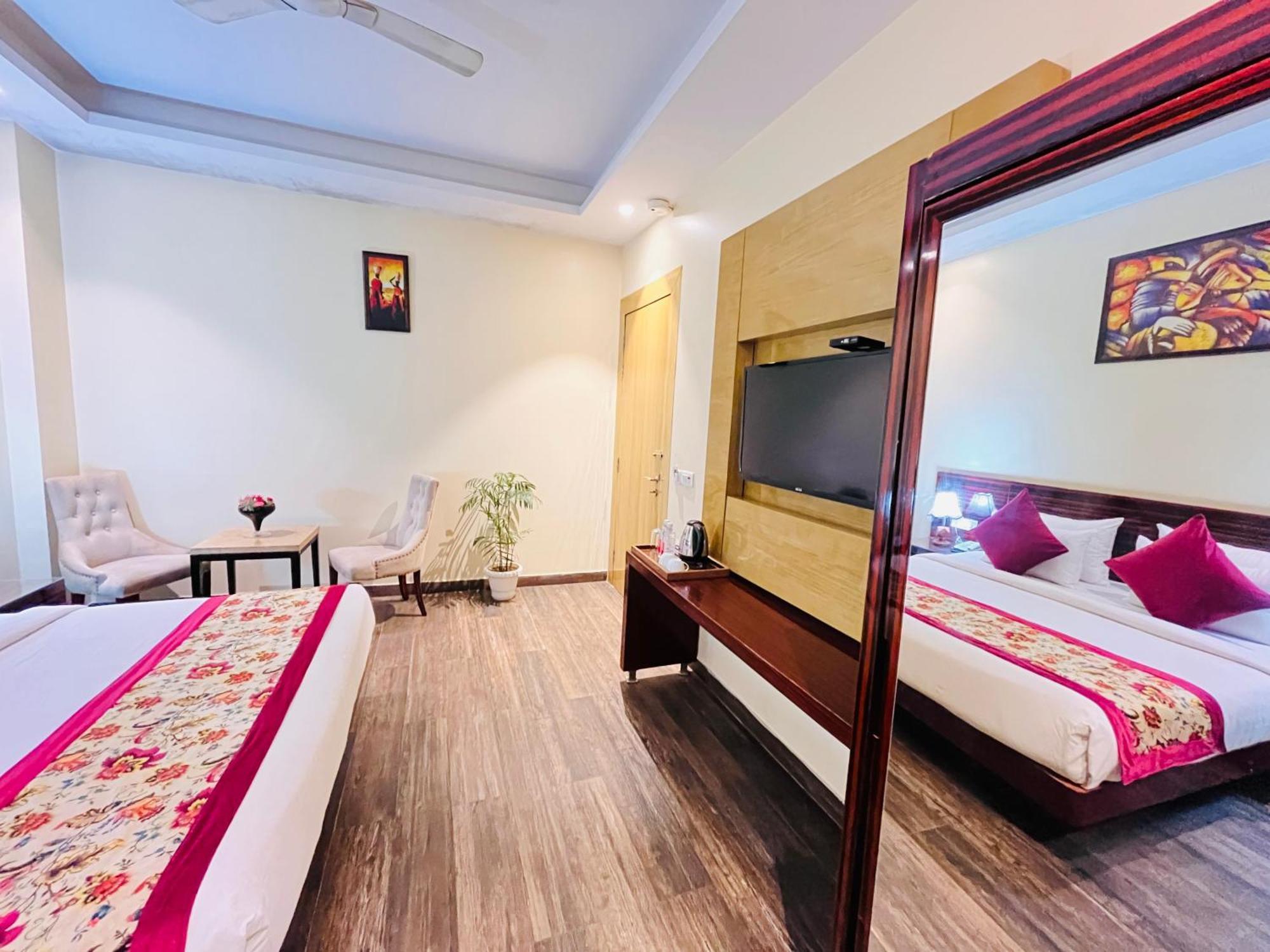 Hotel Banz Near Indira Gandhi Airport Delhi Neu-Delhi Exterior foto