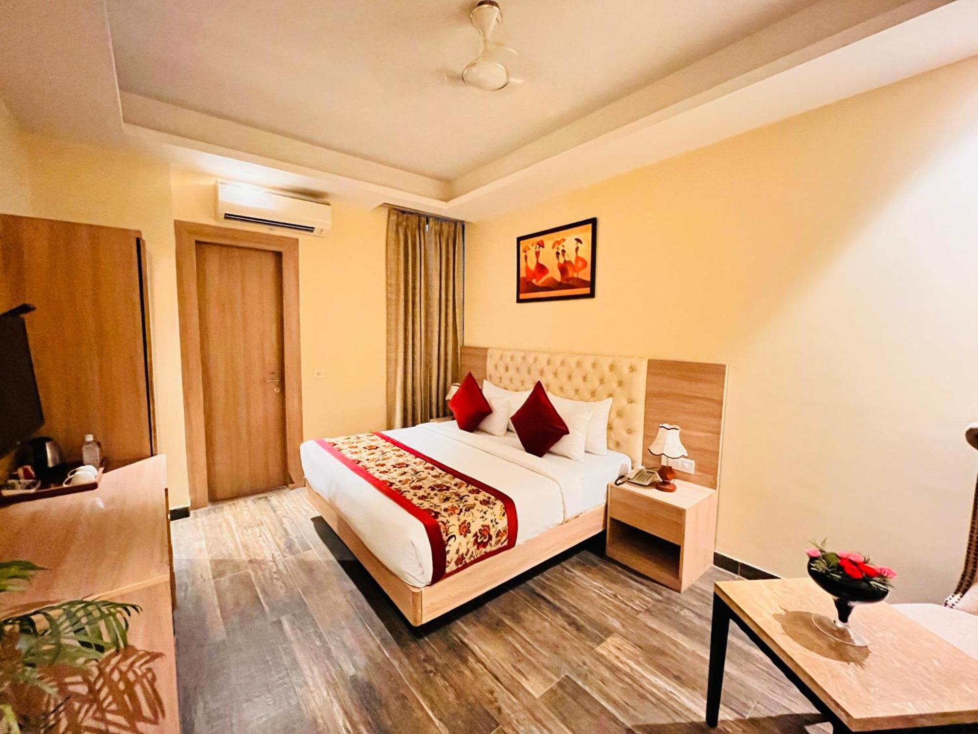 Hotel Banz Near Indira Gandhi Airport Delhi Neu-Delhi Exterior foto