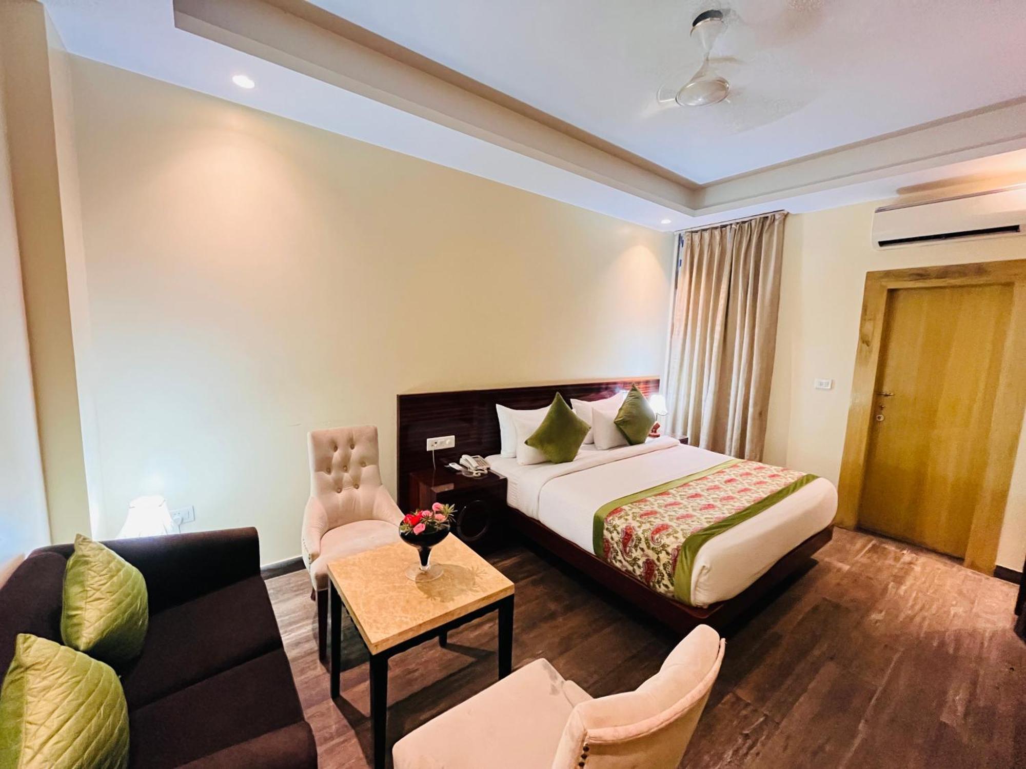 Hotel Banz Near Indira Gandhi Airport Delhi Neu-Delhi Exterior foto
