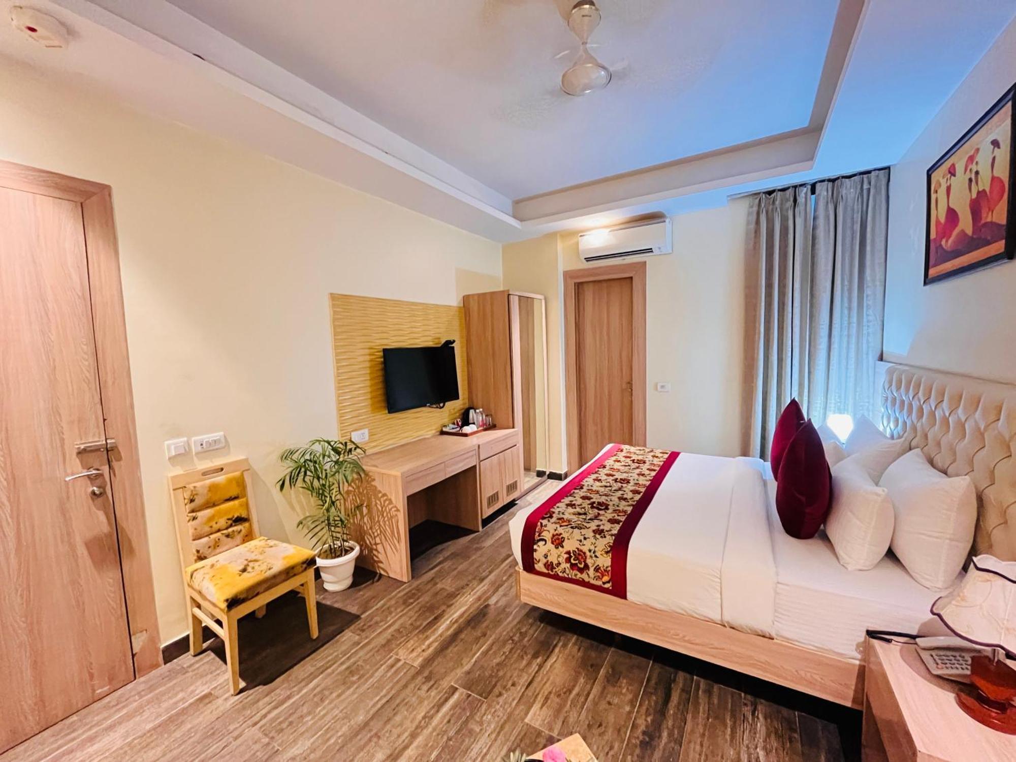 Hotel Banz Near Indira Gandhi Airport Delhi Neu-Delhi Exterior foto
