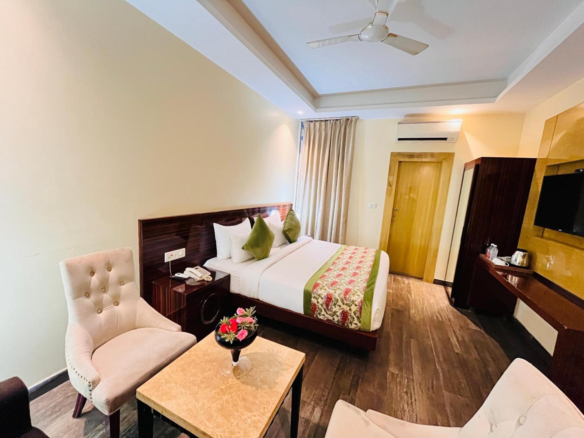 Hotel Banz Near Indira Gandhi Airport Delhi Neu-Delhi Exterior foto