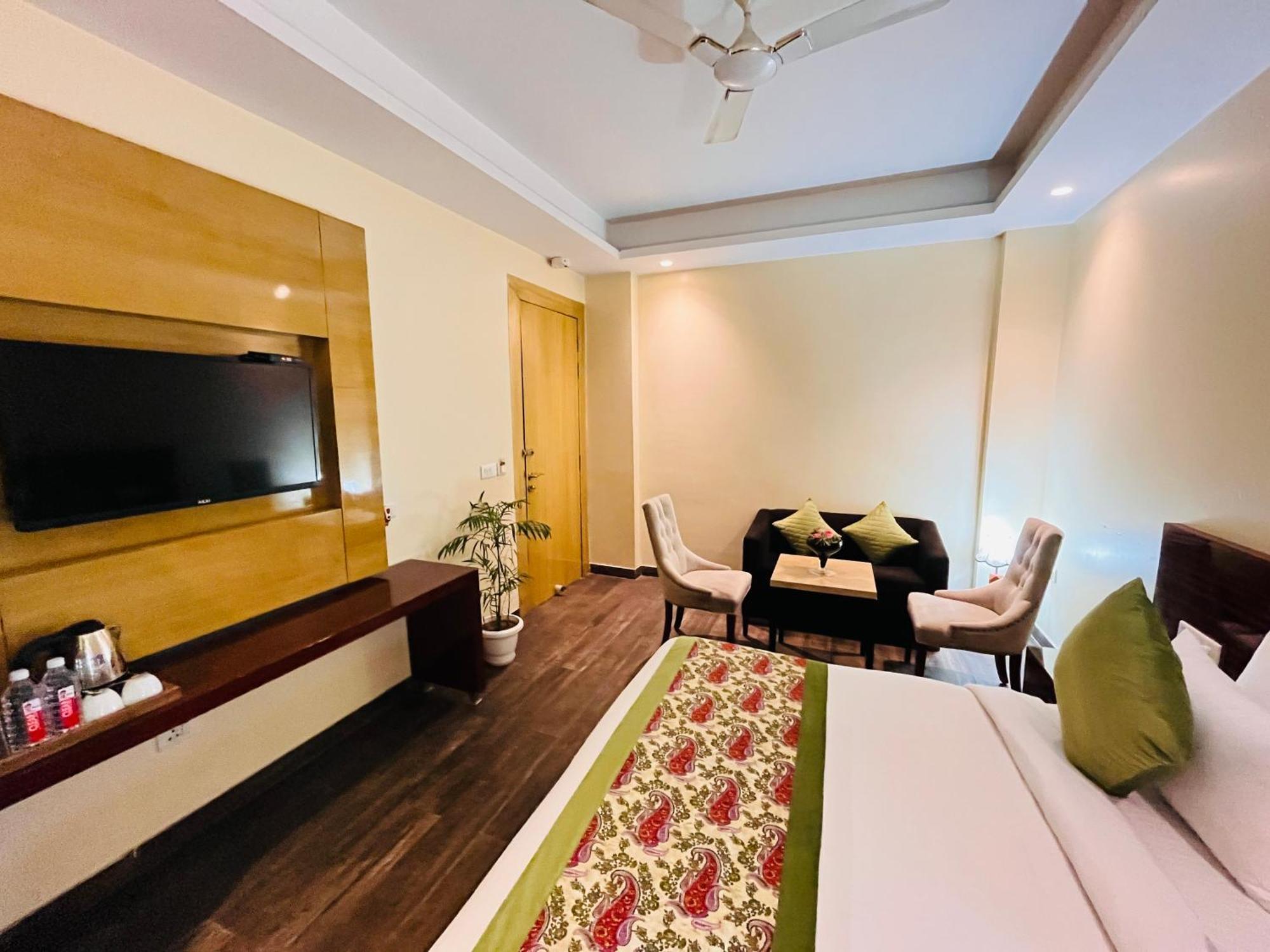 Hotel Banz Near Indira Gandhi Airport Delhi Neu-Delhi Exterior foto