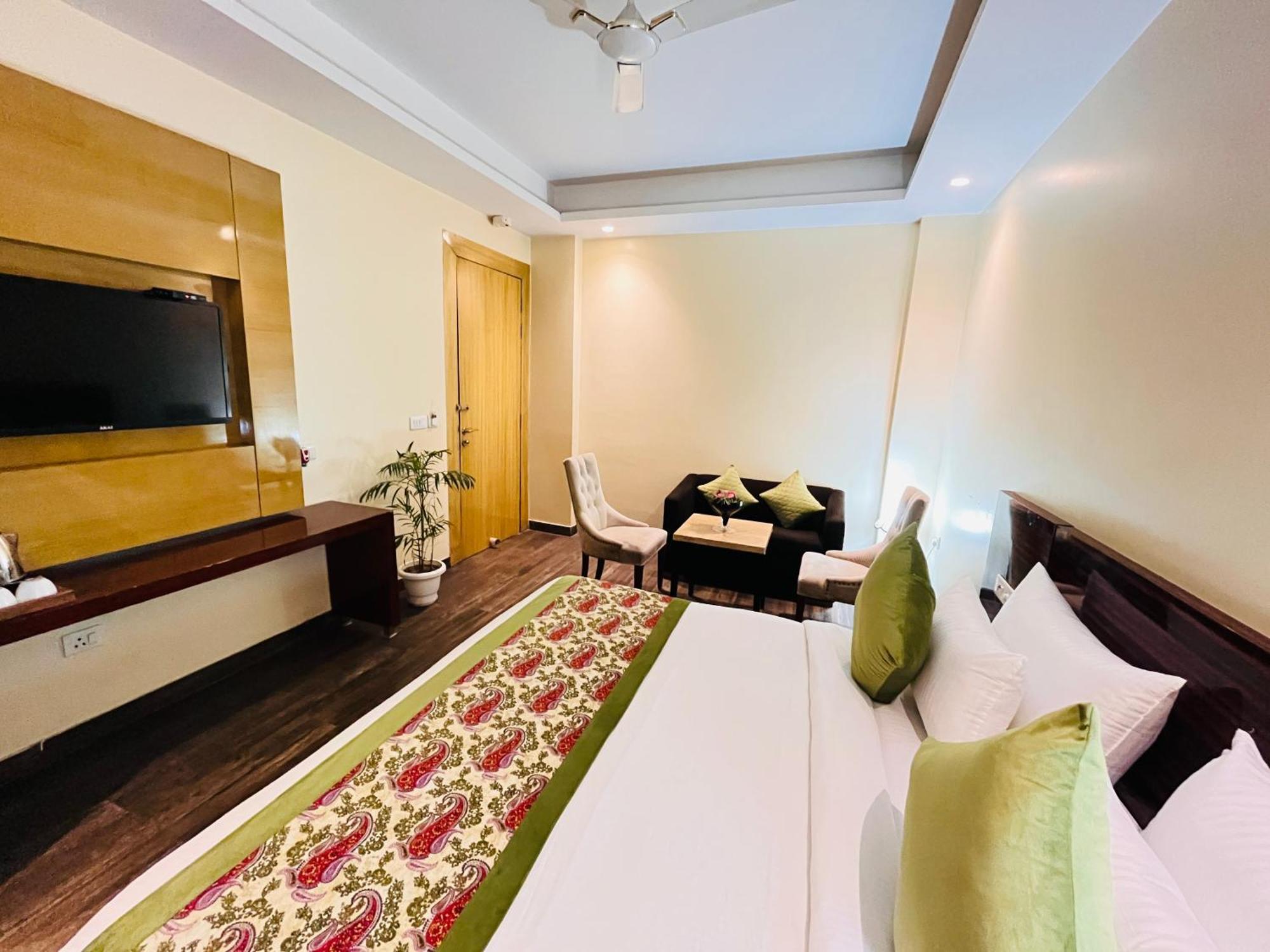 Hotel Banz Near Indira Gandhi Airport Delhi Neu-Delhi Exterior foto