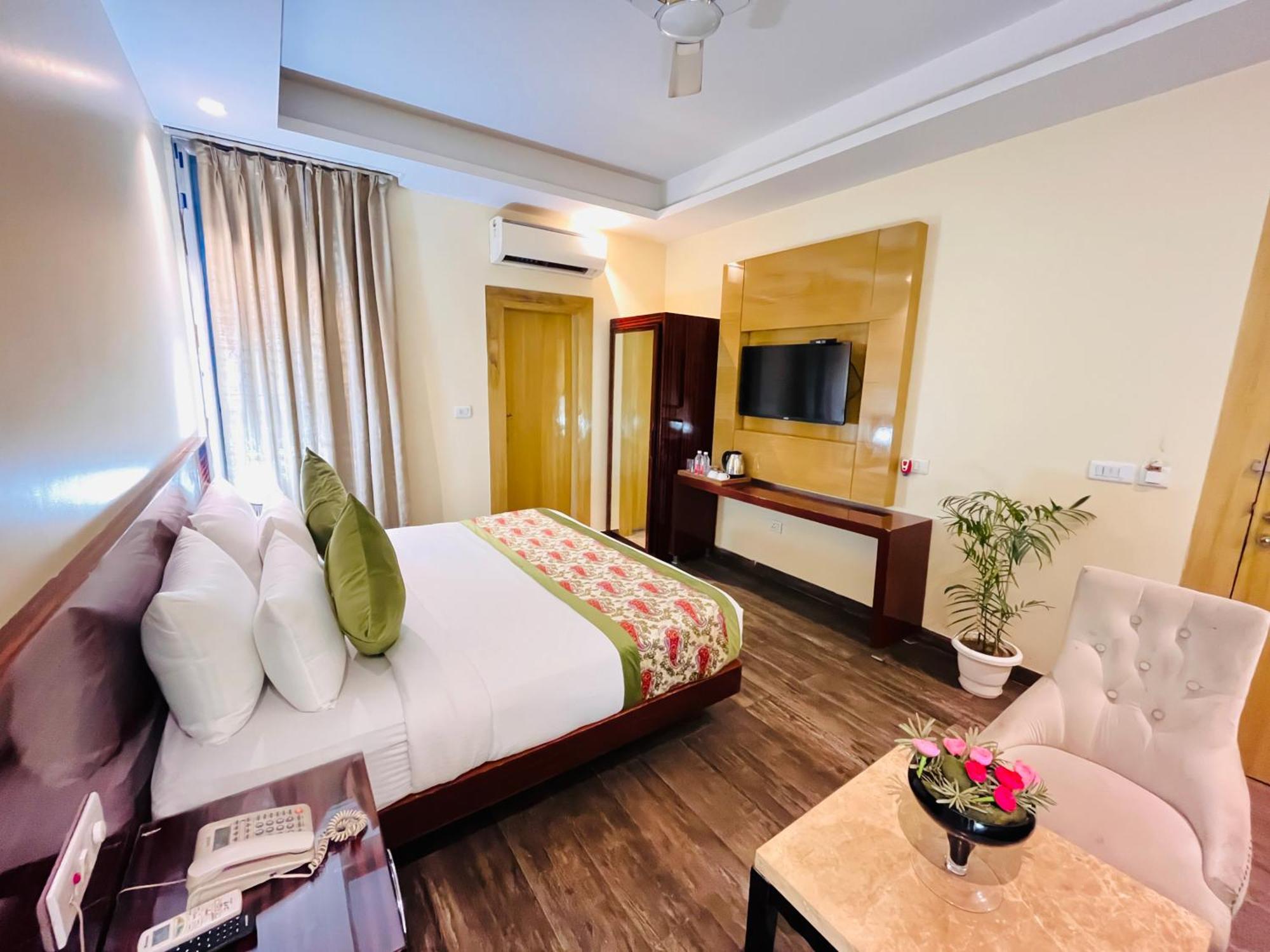 Hotel Banz Near Indira Gandhi Airport Delhi Neu-Delhi Exterior foto