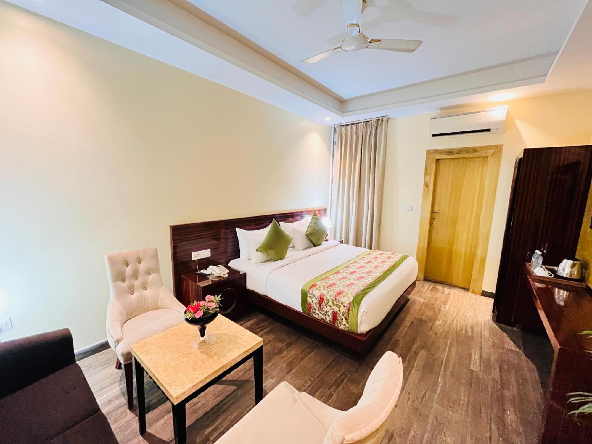 Hotel Banz Near Indira Gandhi Airport Delhi Neu-Delhi Exterior foto